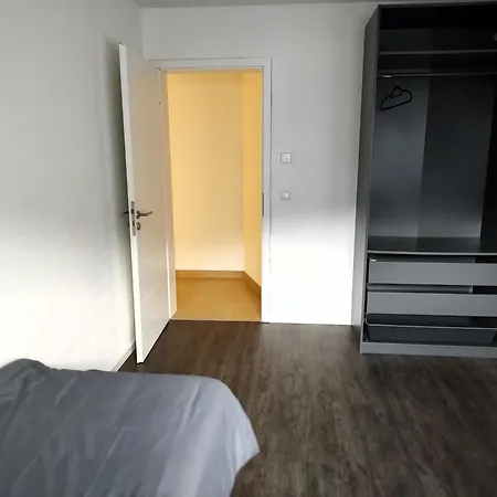 Valley Of Business Frankfurt-airport - Black Label * Hofheim am Taunus