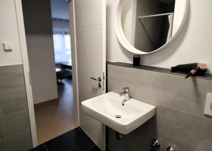 Valley Of Business Frankfurt-airport - Black Label Apartament *